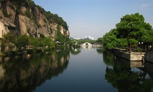 绍兴东湖风景区导游词_绍兴东湖导游词最新