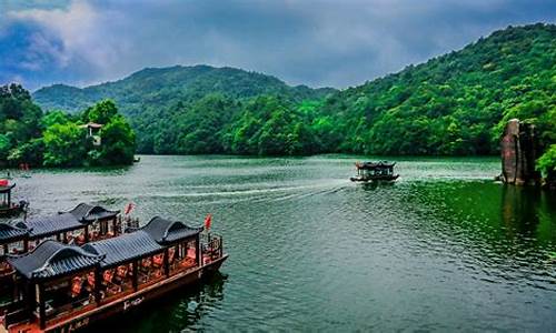 木兰天池风景区秋天_木兰天池秋天景色怎么样