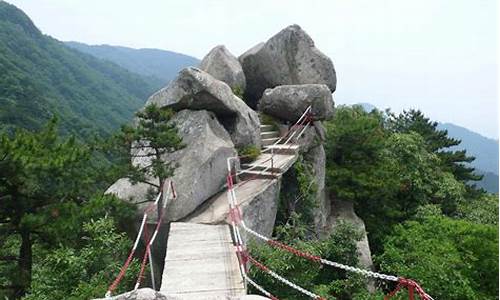 罗田薄刀峰风景区旅游_罗田薄刀峰旅游攻略